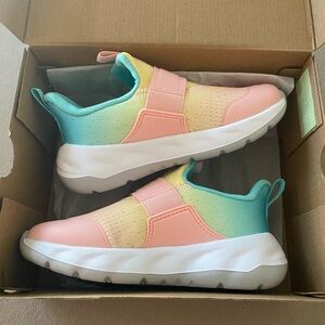 all in motion Kids Gradient Pastel Slip-On Sneakers in Pink & Teal